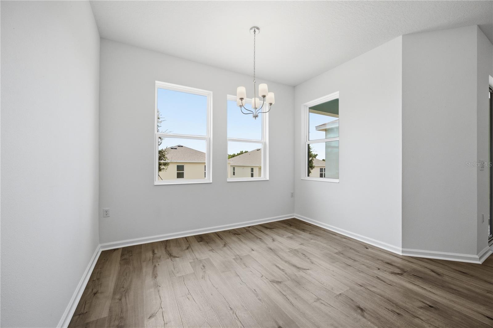 HERITAGE- THE COTTAGES OF SANDERS GROVE - Residential