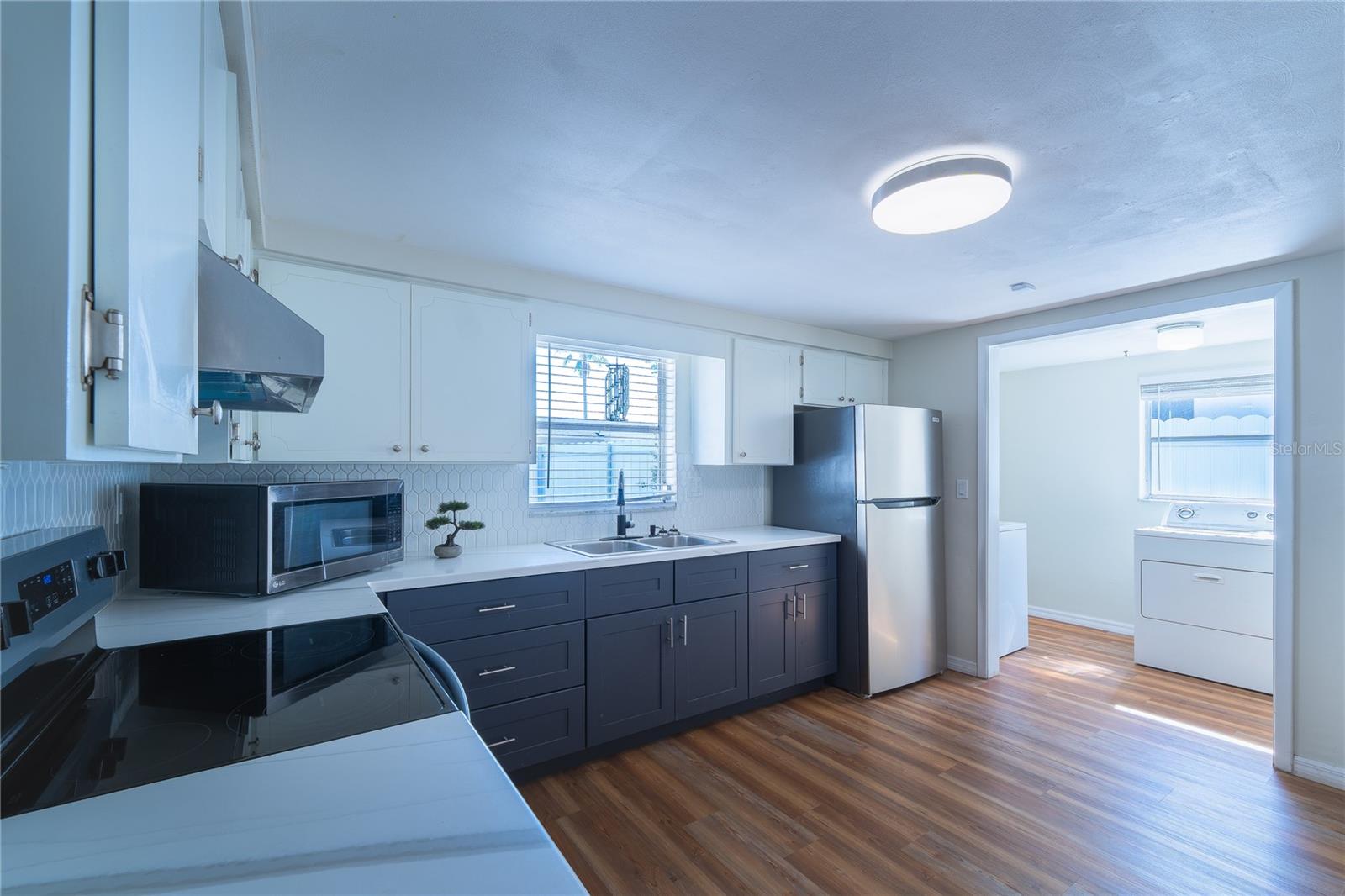 PALM TERRACE GARDENS - Residential