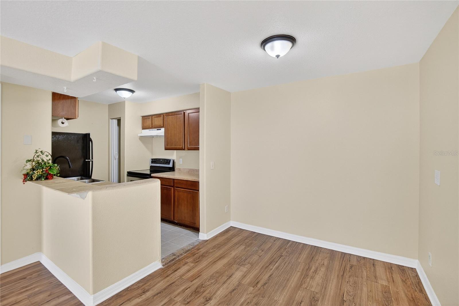 THE HAMPTONS AT BRANDON A CONDO - Residential