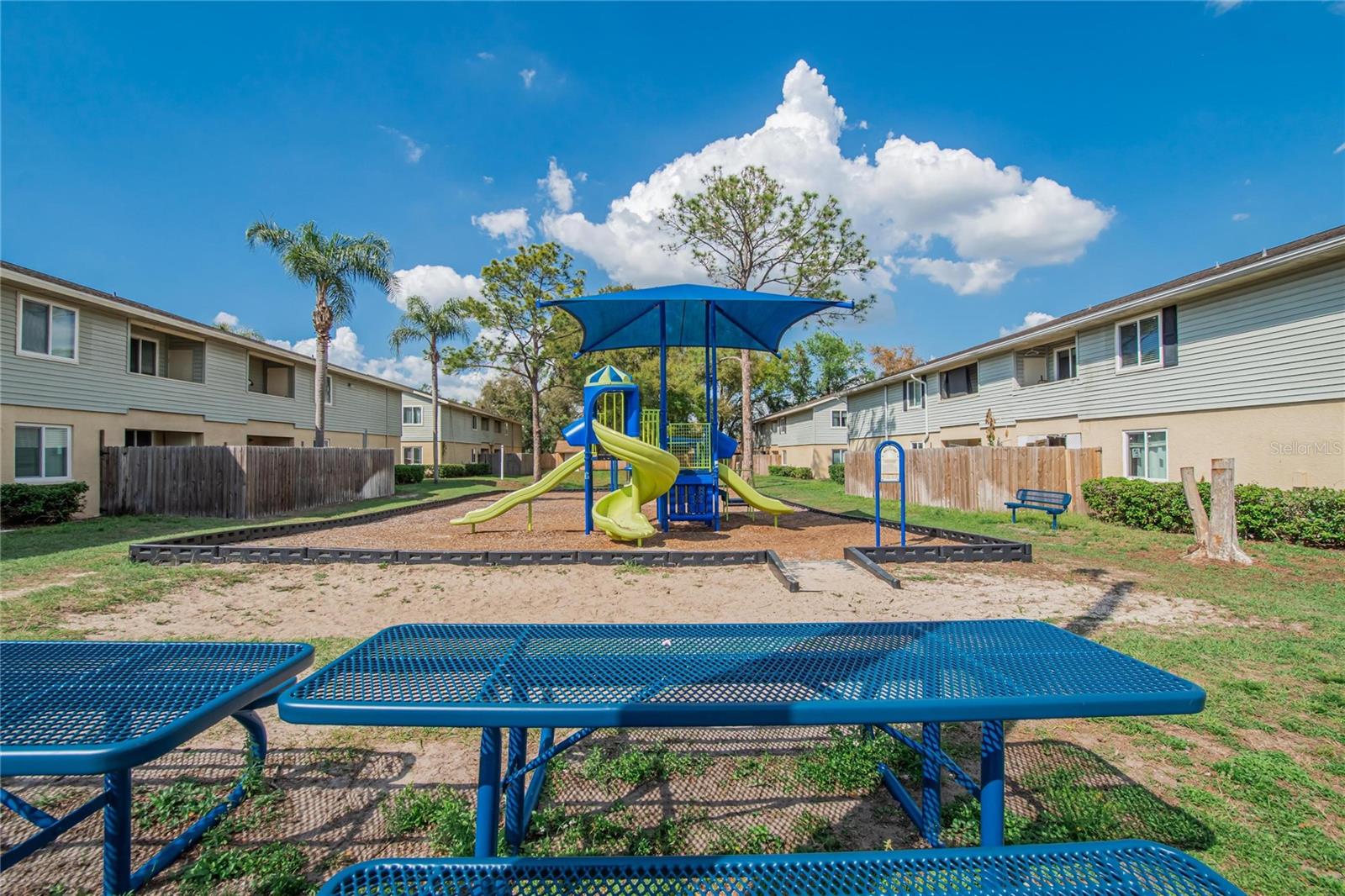 THE HAMPTONS AT BRANDON A CONDO - Residential