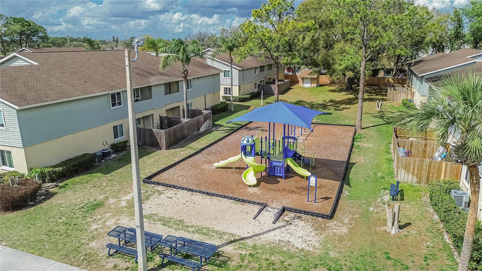 THE HAMPTONS AT BRANDON A CONDO - Residential