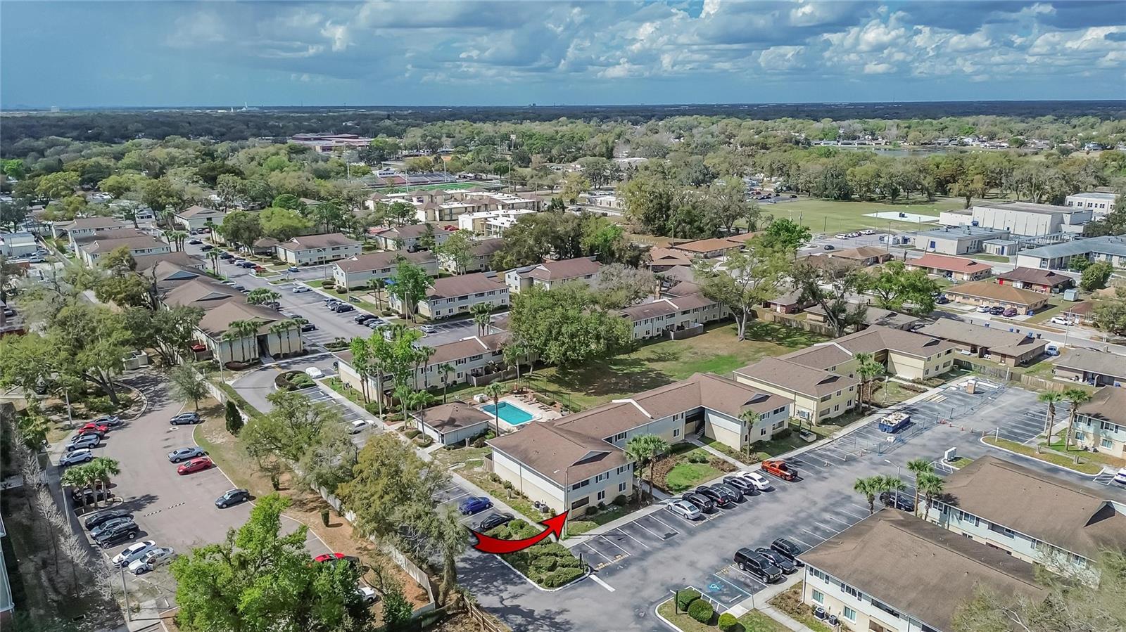 THE HAMPTONS AT BRANDON A CONDO - Residential