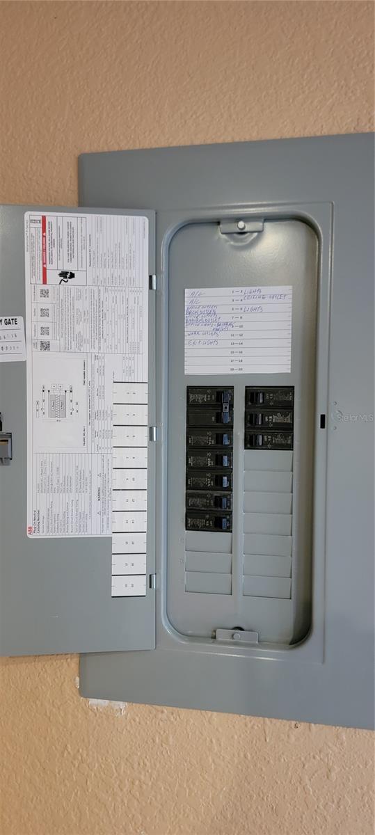 TINER C R PINECASTLE - Commercial Sale