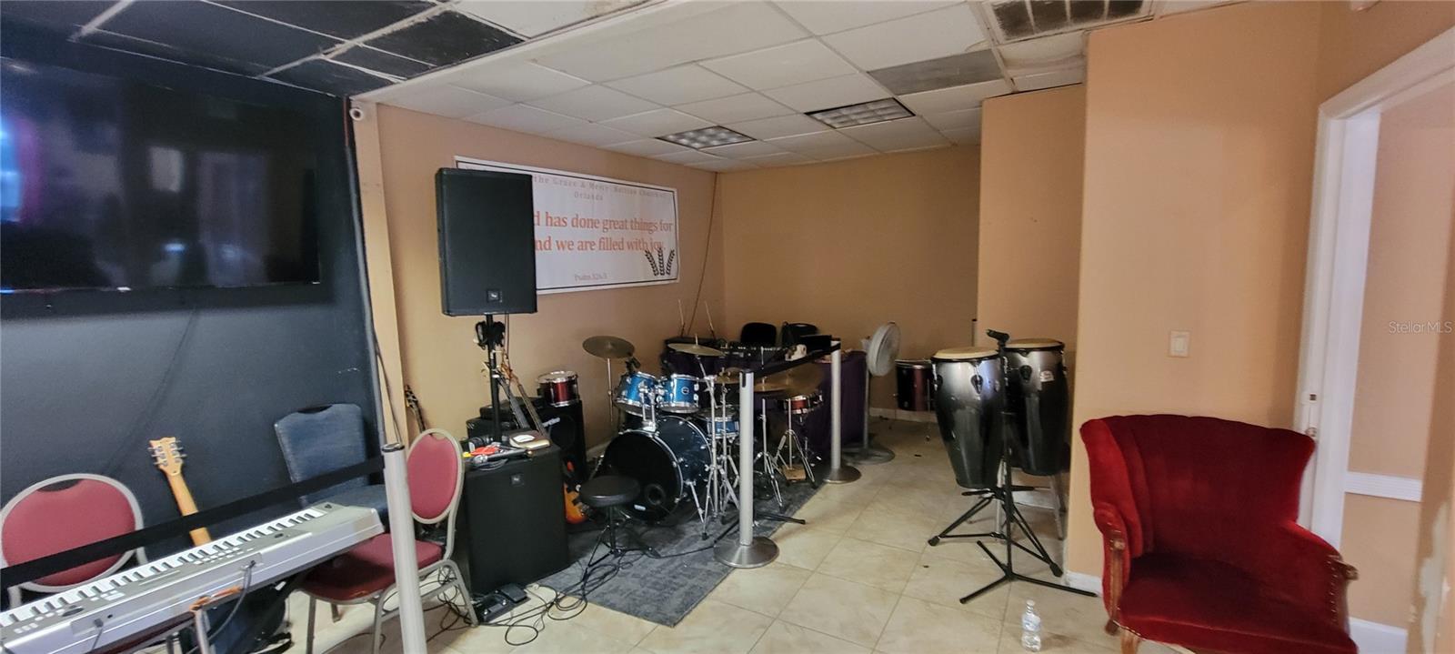TINER C R PINECASTLE - Commercial Sale