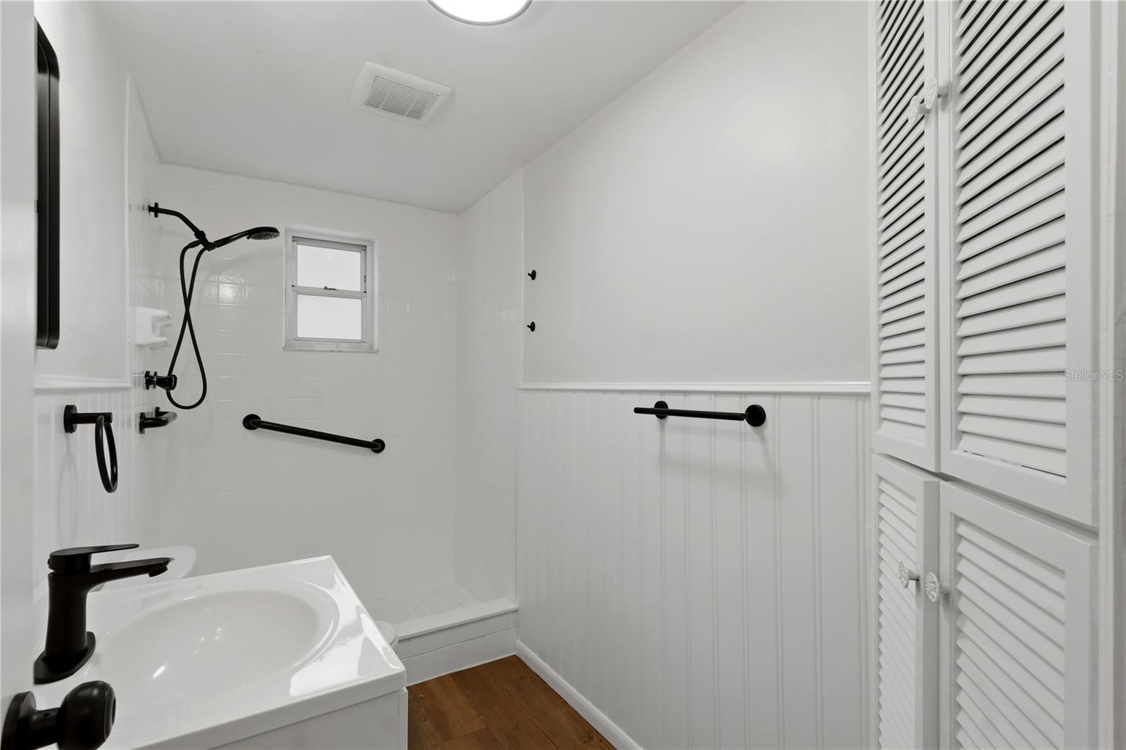 TANGLEWOOD TERRACE - Residential Lease