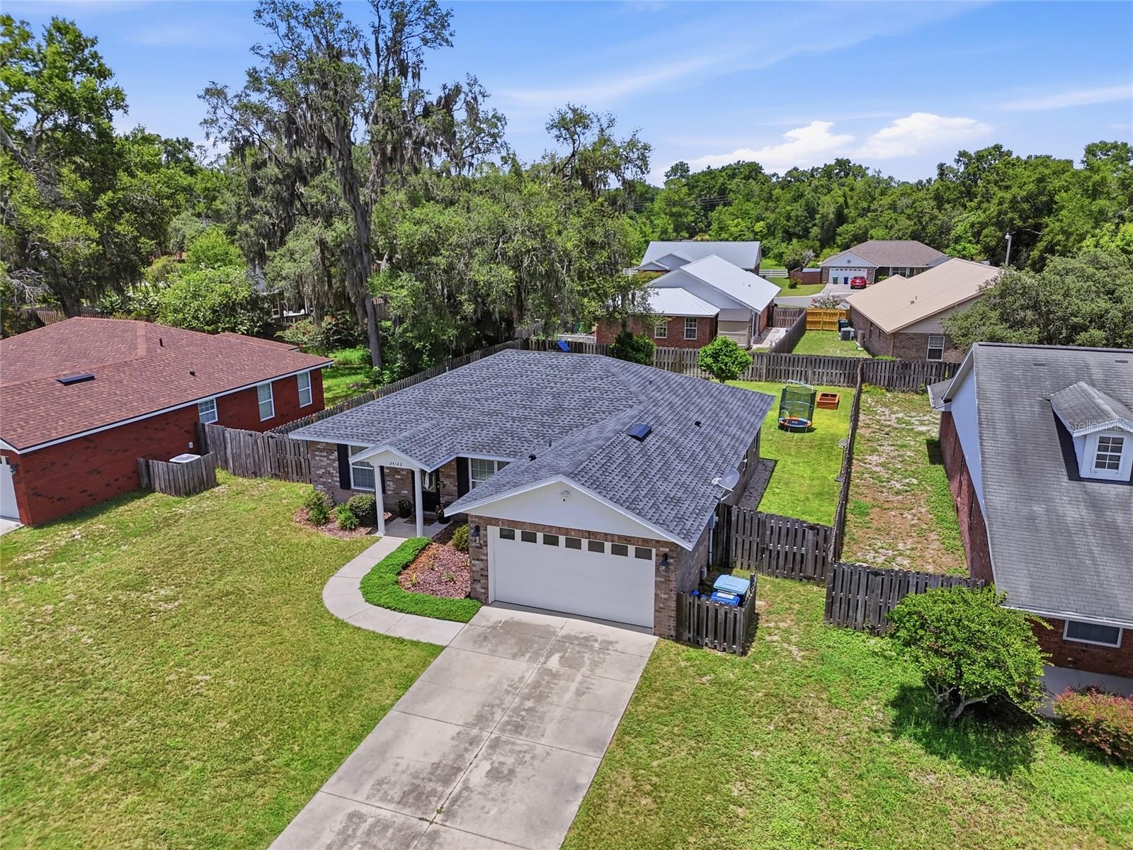 COTTAGES OF COUNTRY WAY - Residential
