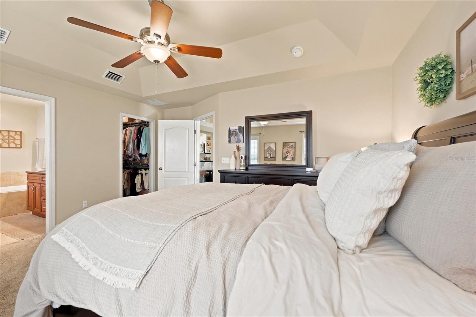 COTTAGES OF COUNTRY WAY - Residential