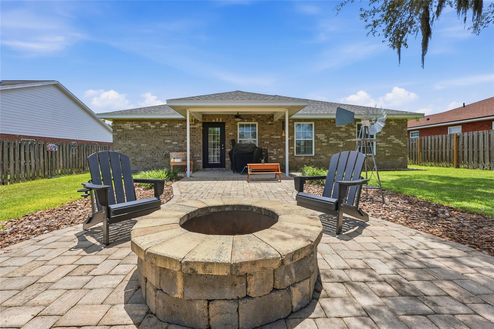 COTTAGES OF COUNTRY WAY - Residential