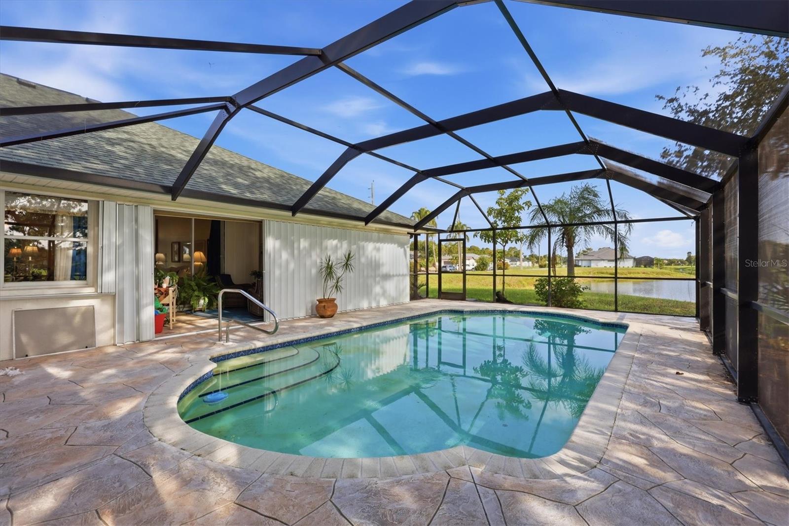 ROTONDA WEST LONG MEADOW - Residential