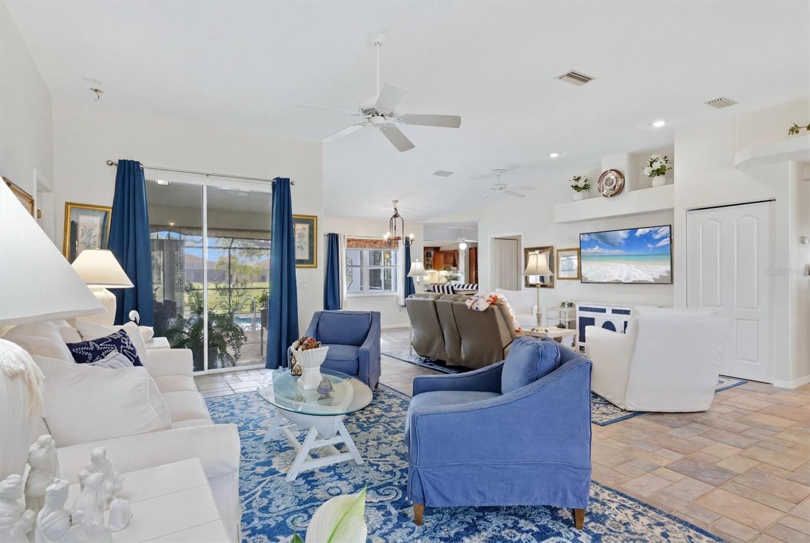 ROTONDA WEST LONG MEADOW - Residential
