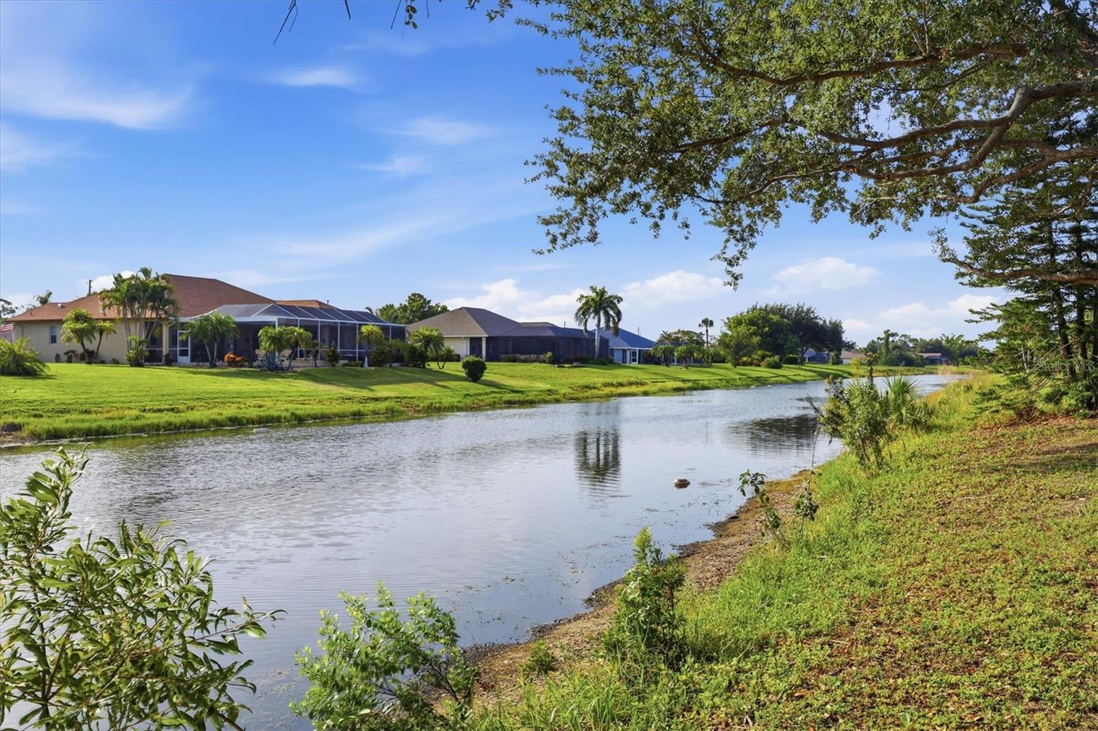 ROTONDA WEST LONG MEADOW - Residential