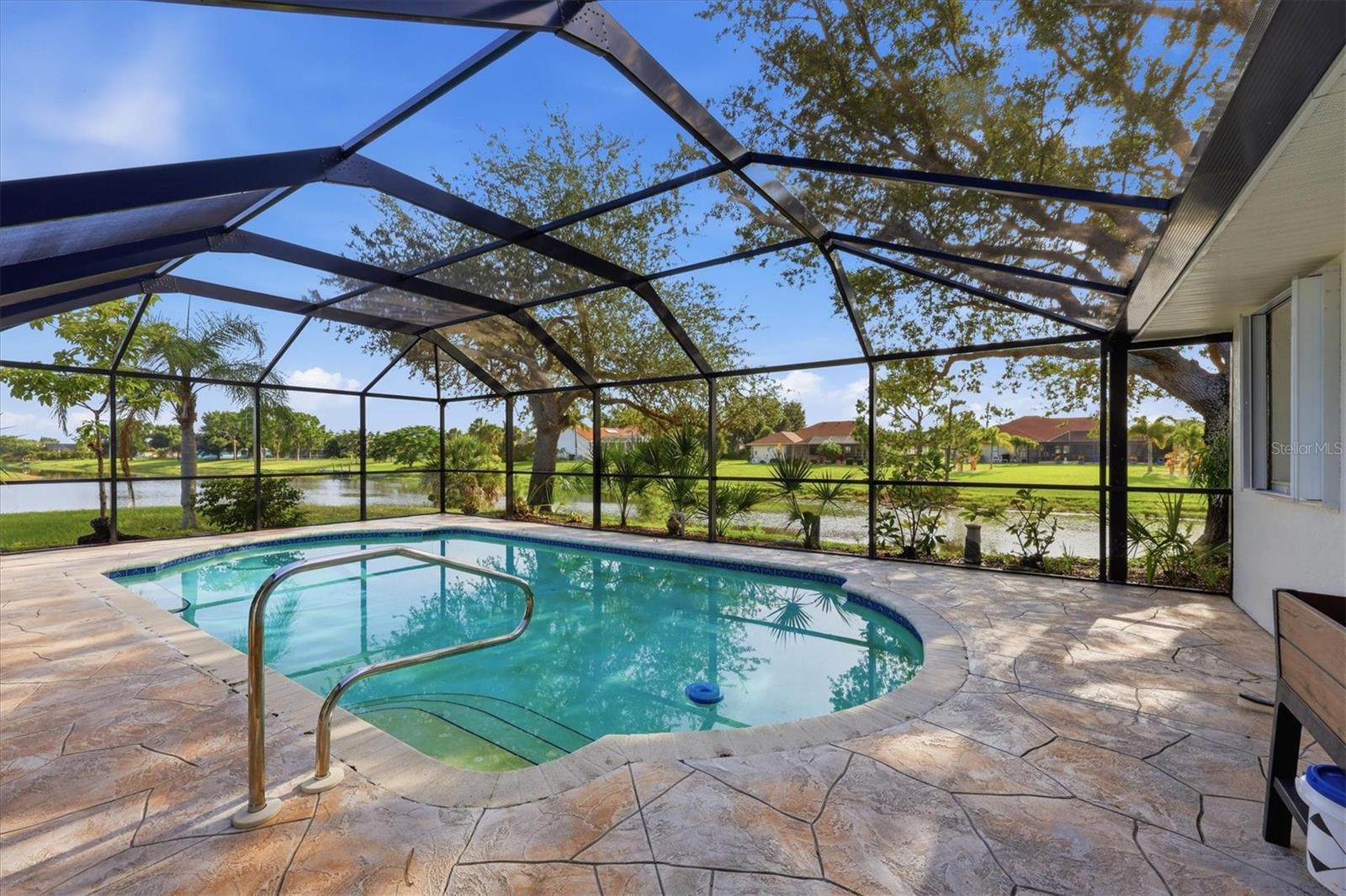 ROTONDA WEST LONG MEADOW - Residential