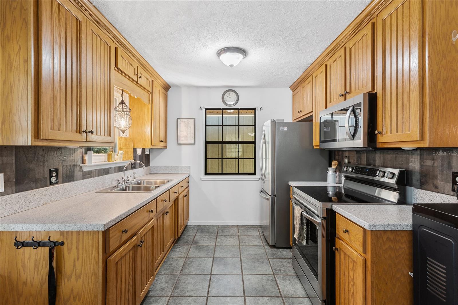 DEVILS ELBOW UNIT 1 - Residential