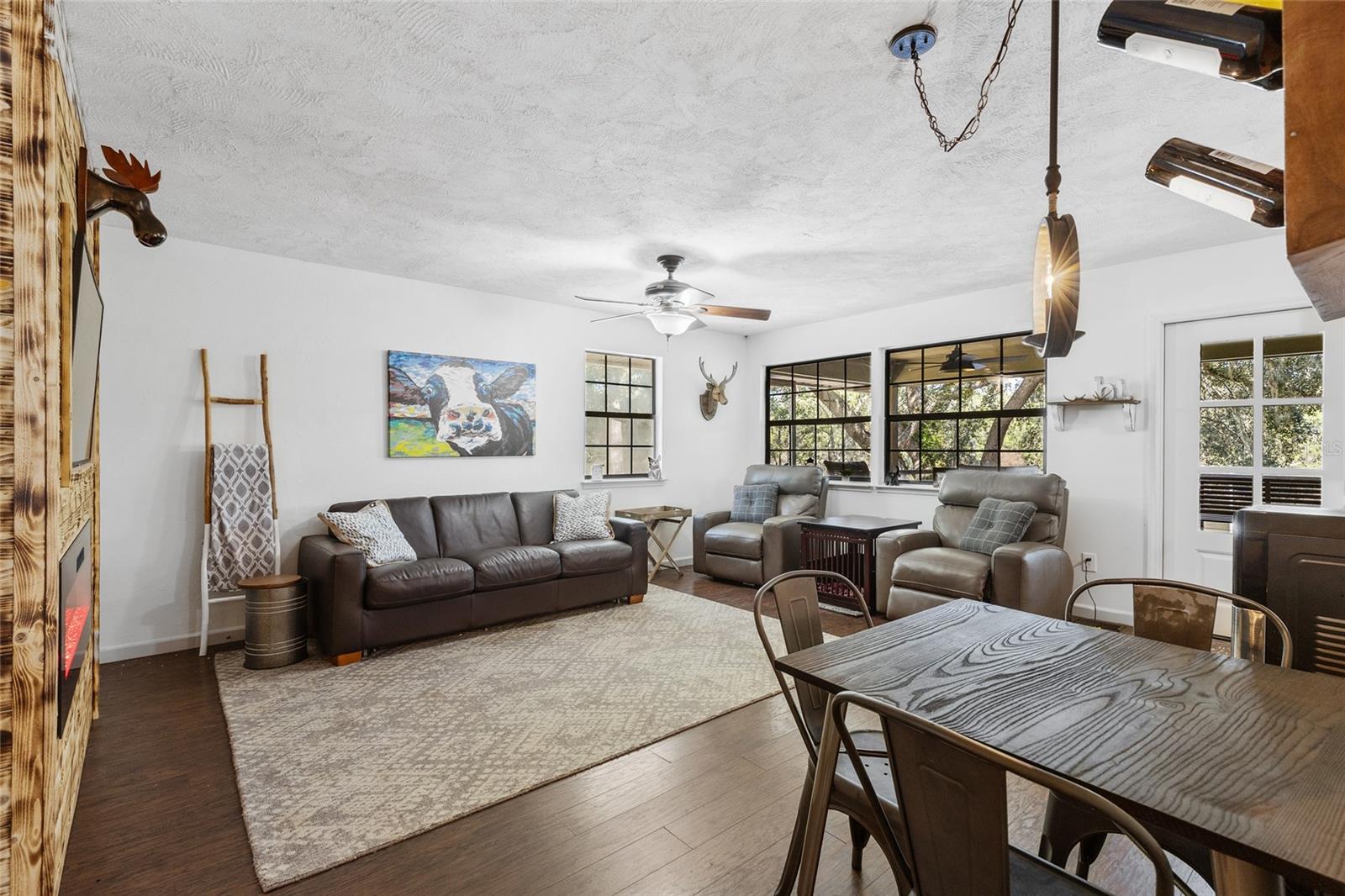 DEVILS ELBOW UNIT 1 - Residential