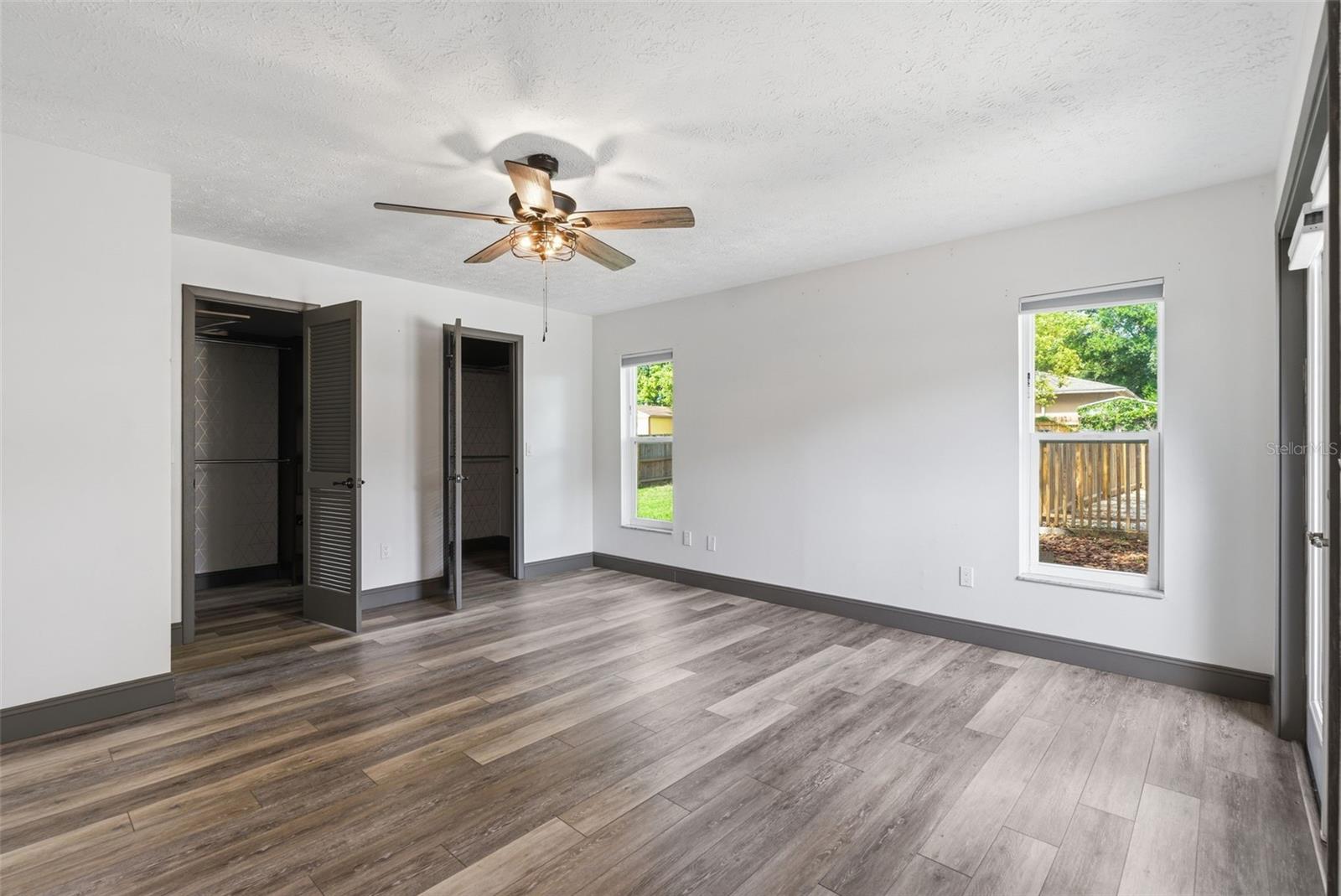 PARKWOOD MANOR 1ST ADD - Residential