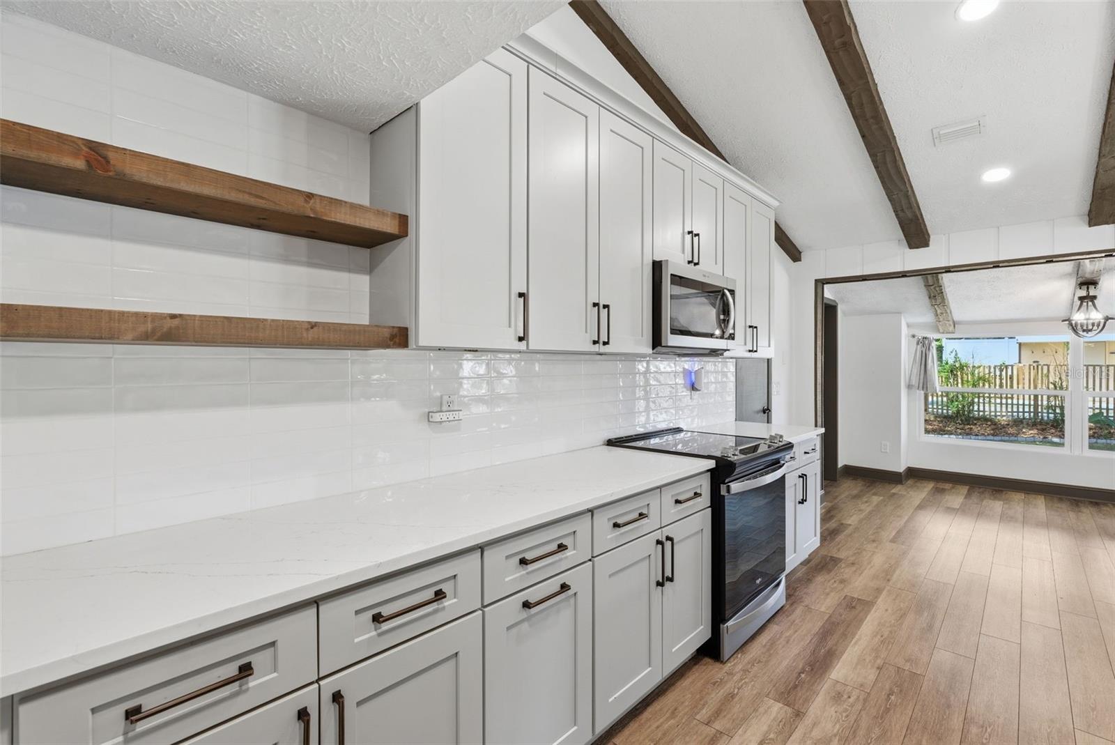 PARKWOOD MANOR 1ST ADD - Residential
