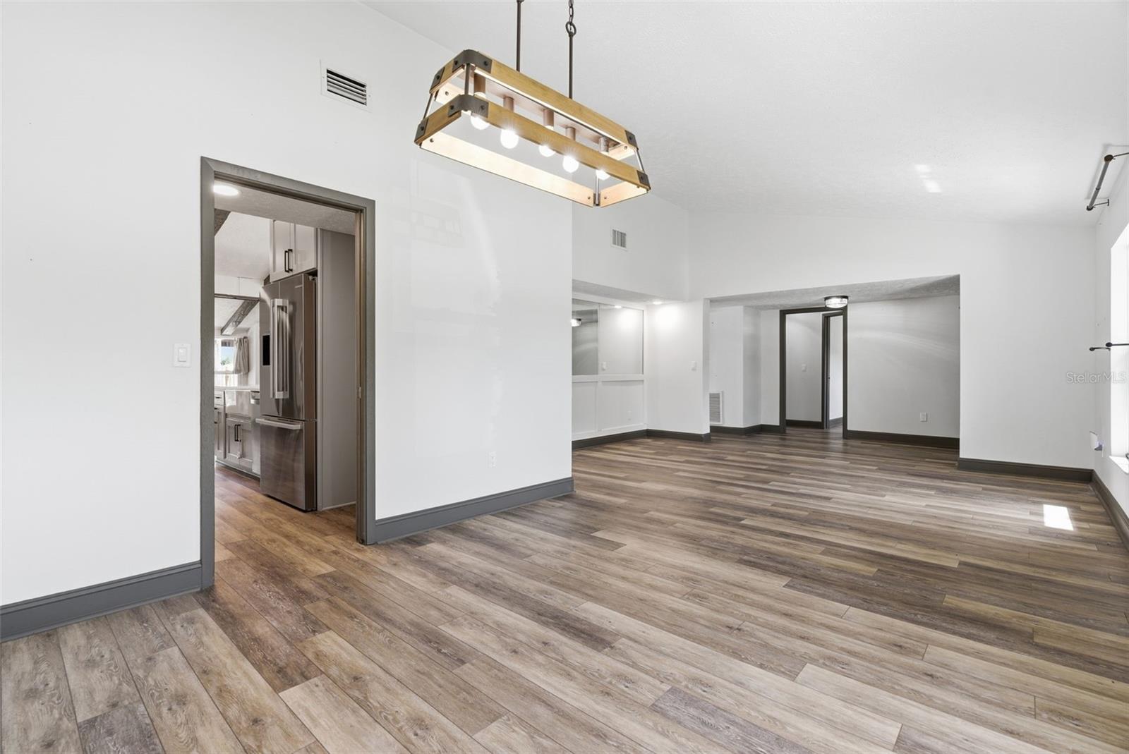PARKWOOD MANOR 1ST ADD - Residential
