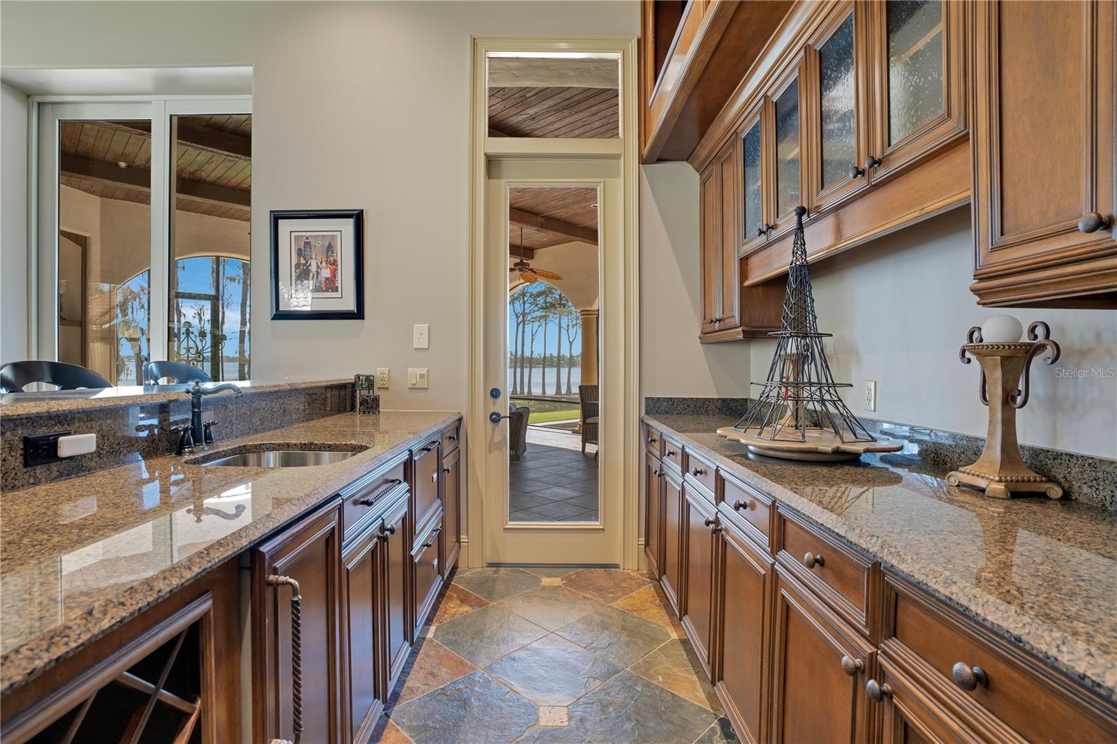 KEENES POINTE - Residential