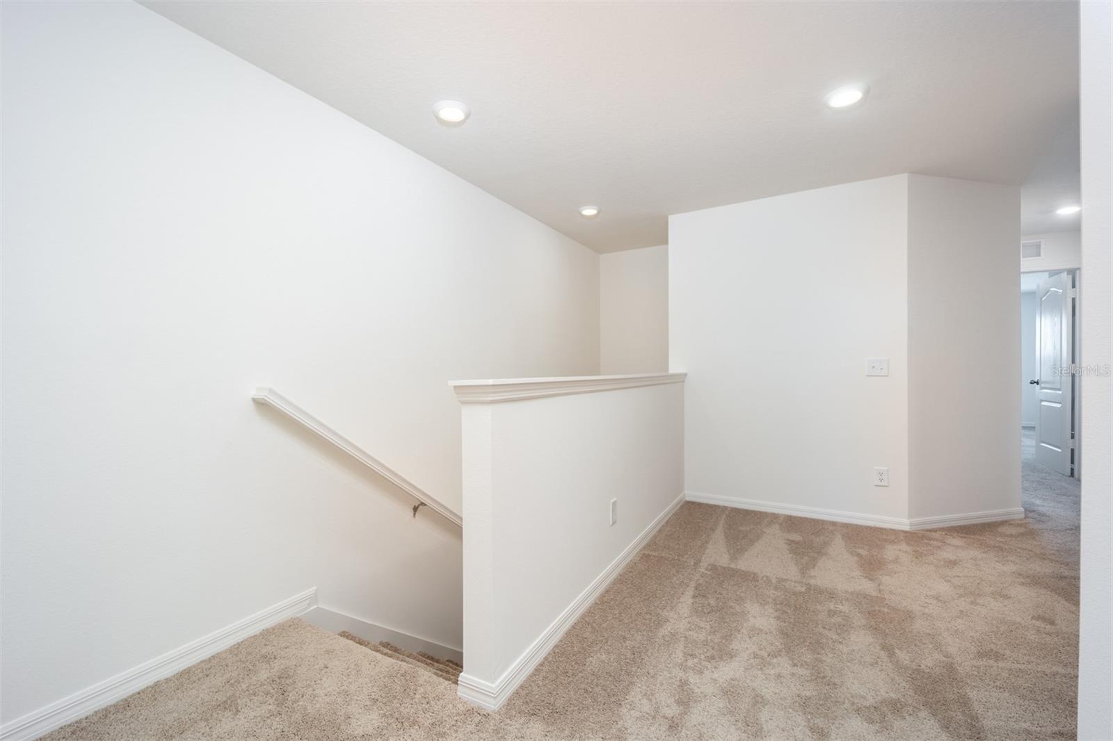 SOL VISTA - Residential Lease