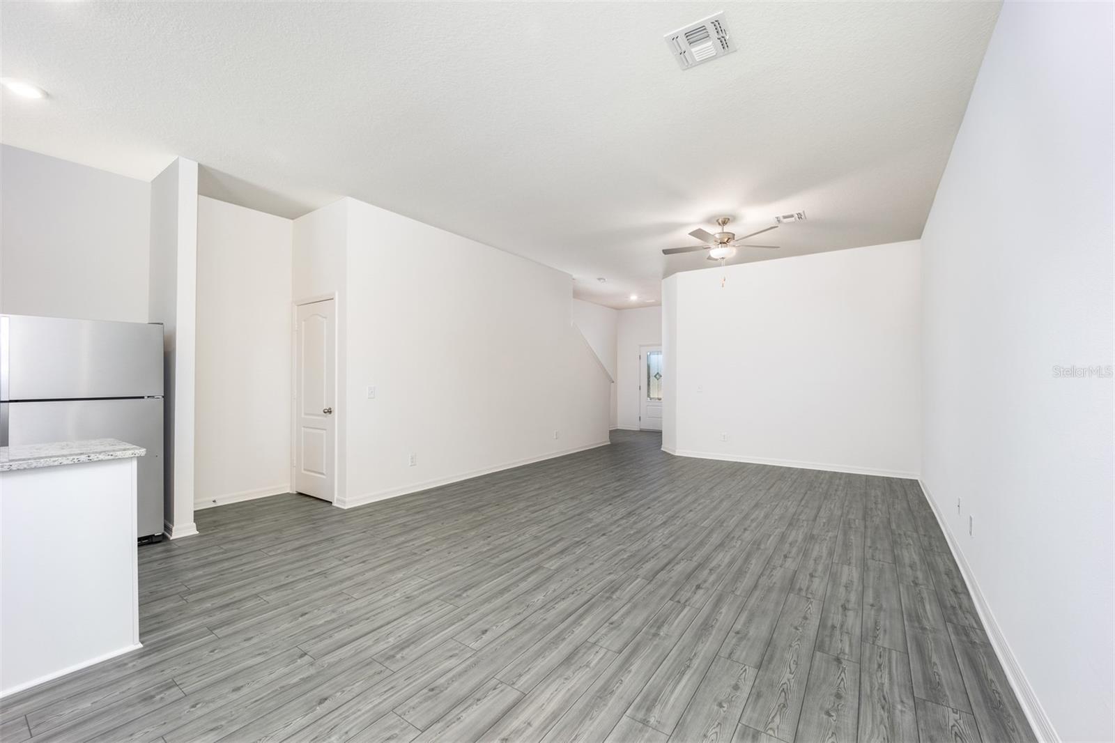SOL VISTA - Residential Lease