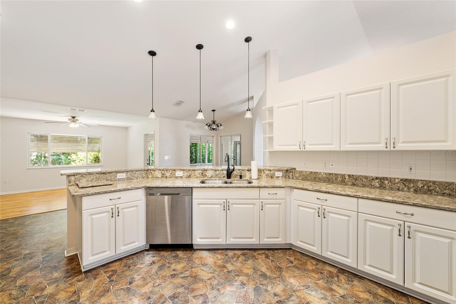 SPRUCE CREEK GC - Residential
