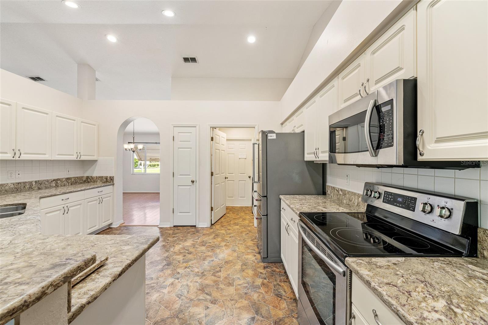 SPRUCE CREEK GC - Residential