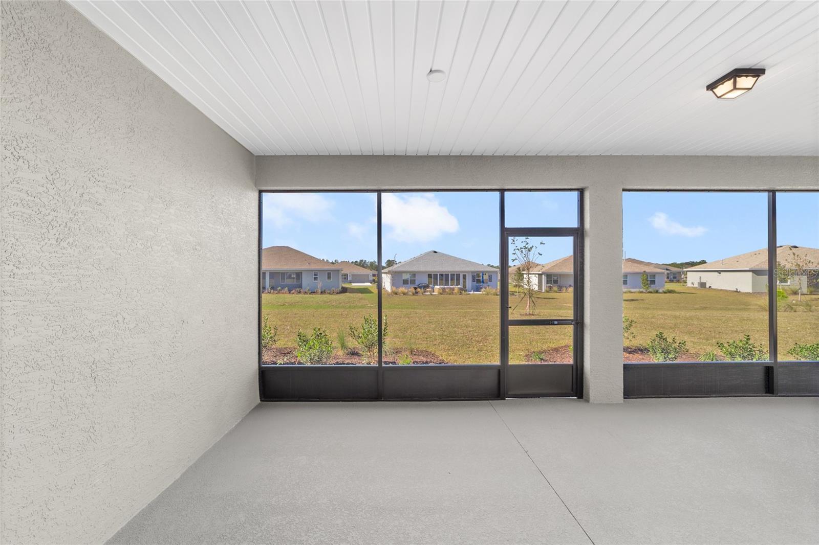 ON TOP OF THE WORLD - Residential Lease
