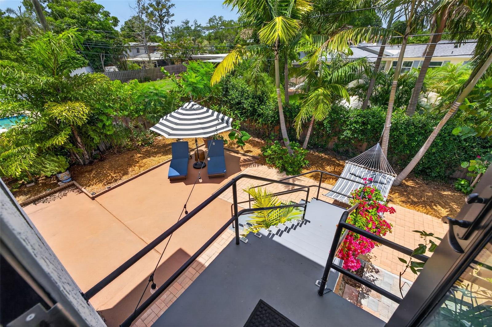 PASADENA ESTATES SEC F - Residential