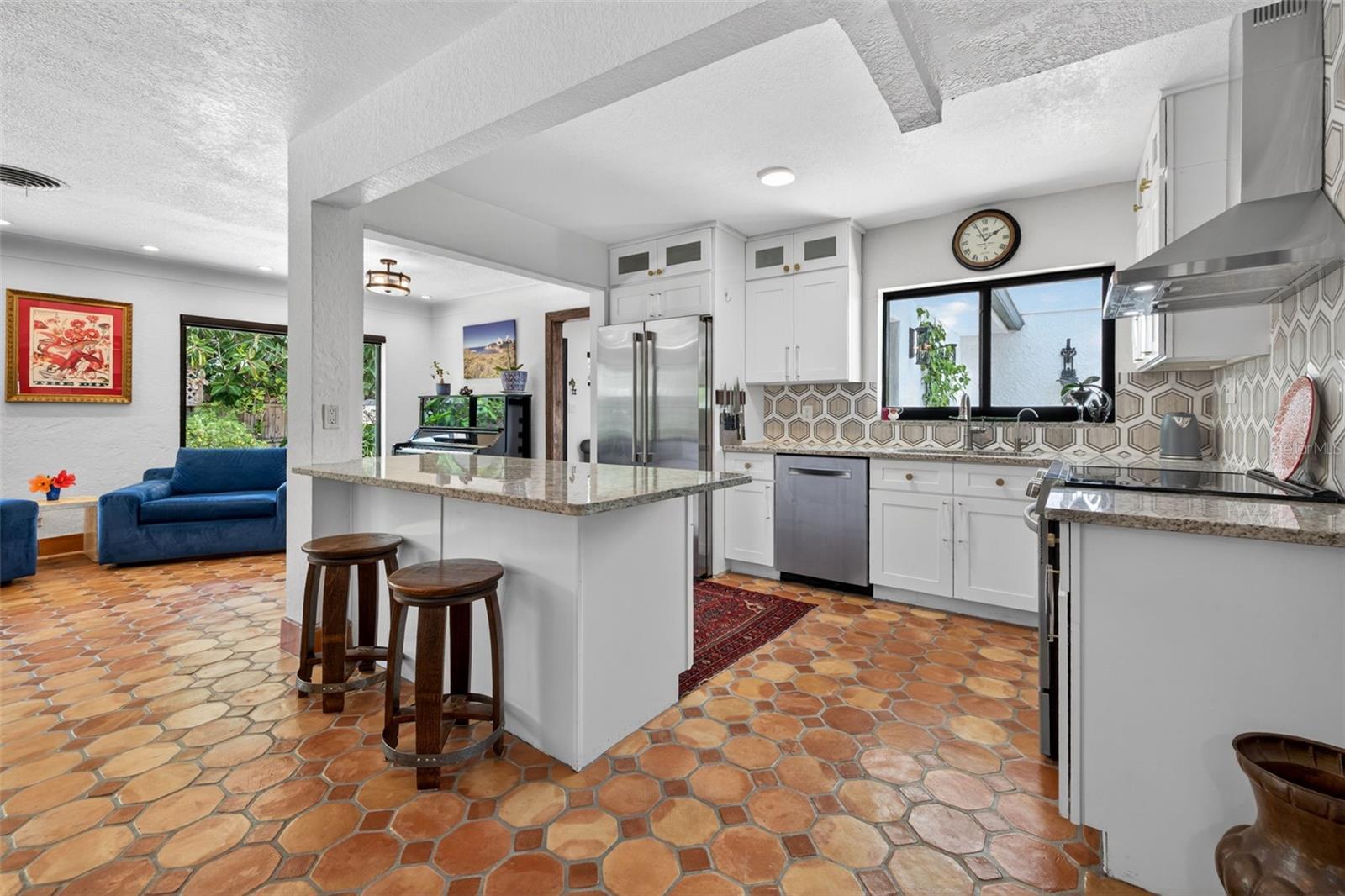 PASADENA ESTATES SEC F - Residential