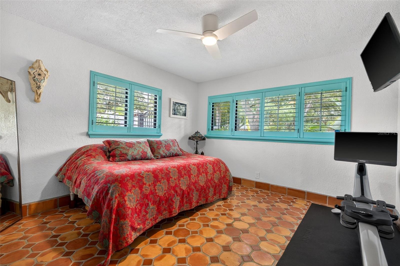 PASADENA ESTATES SEC F - Residential