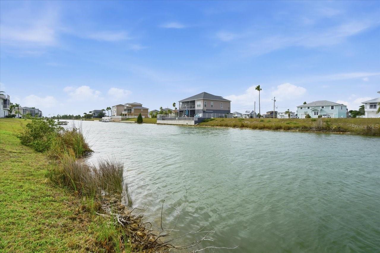 HERNANDO BEACH - Land