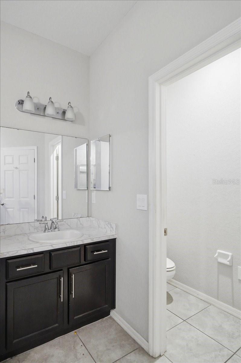 WATERS EDGE/THE LAKES - Residential