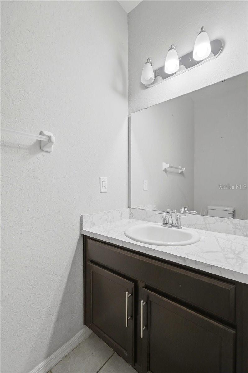 WATERS EDGE/THE LAKES - Residential