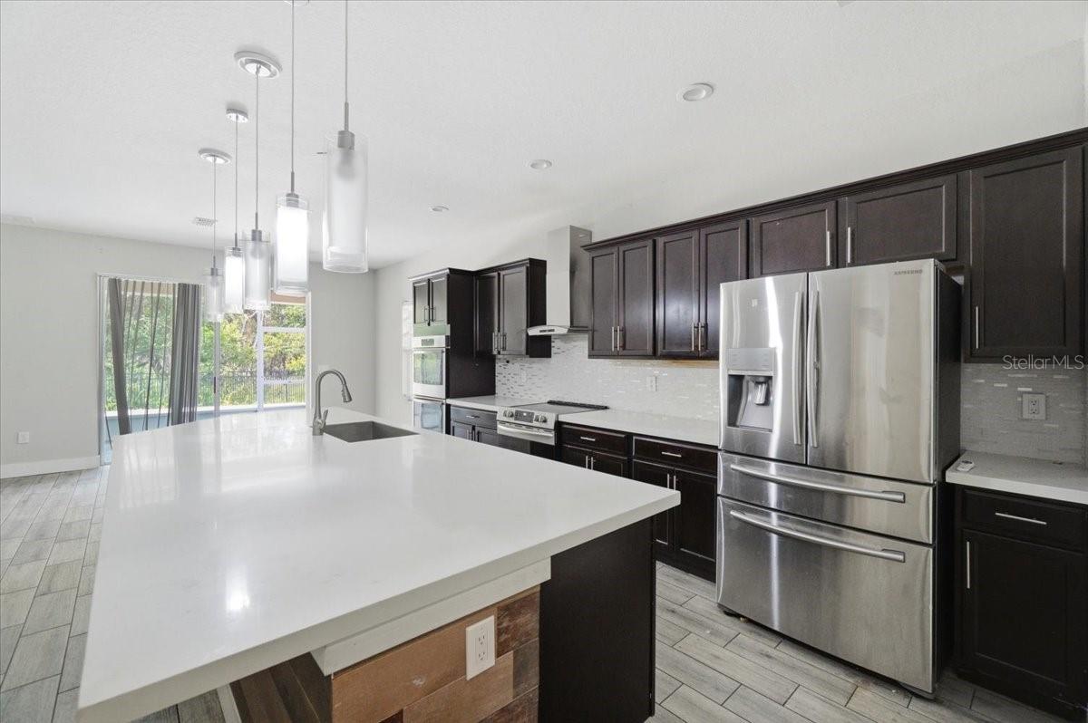 WATERS EDGE/THE LAKES - Residential
