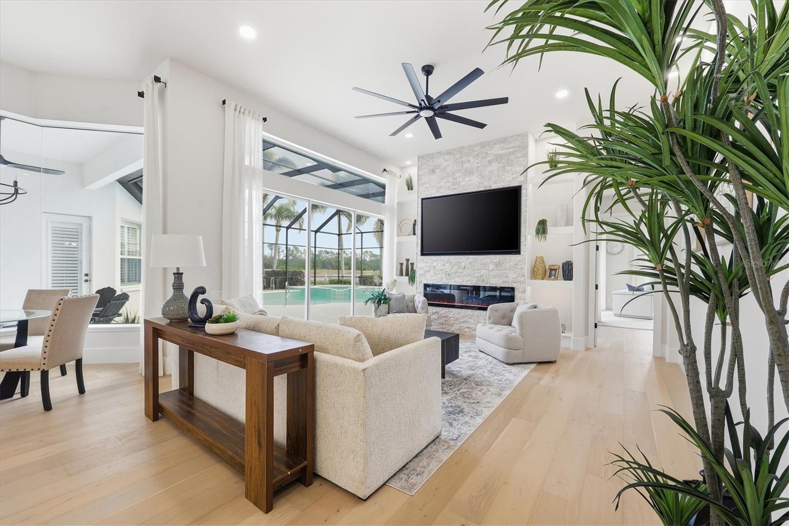 UNIVERSITY PARK - Residential