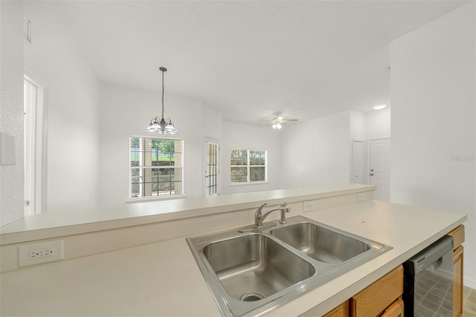 OAK RIDGE CONDO - Residential