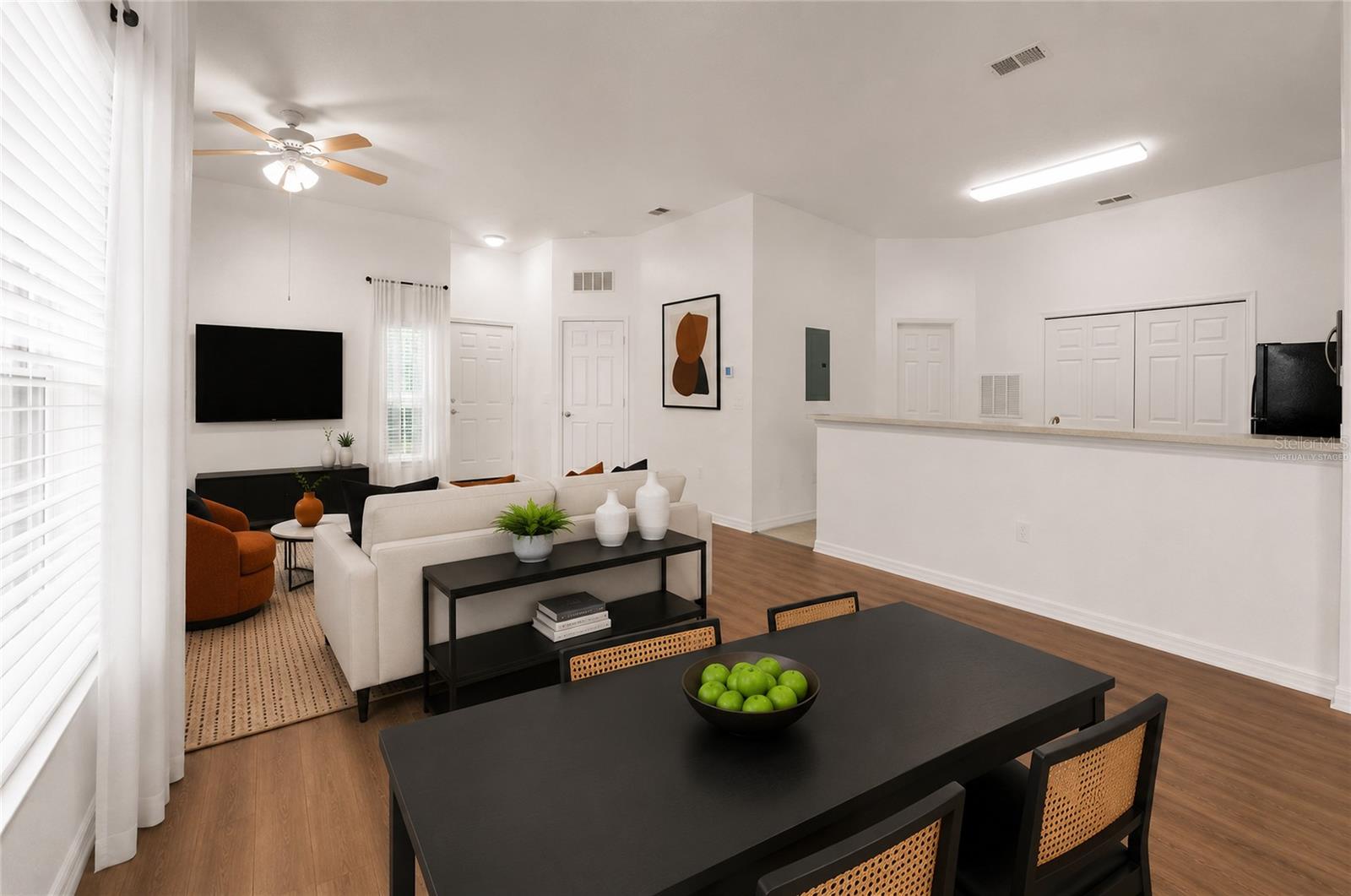 OAK RIDGE CONDO - Residential