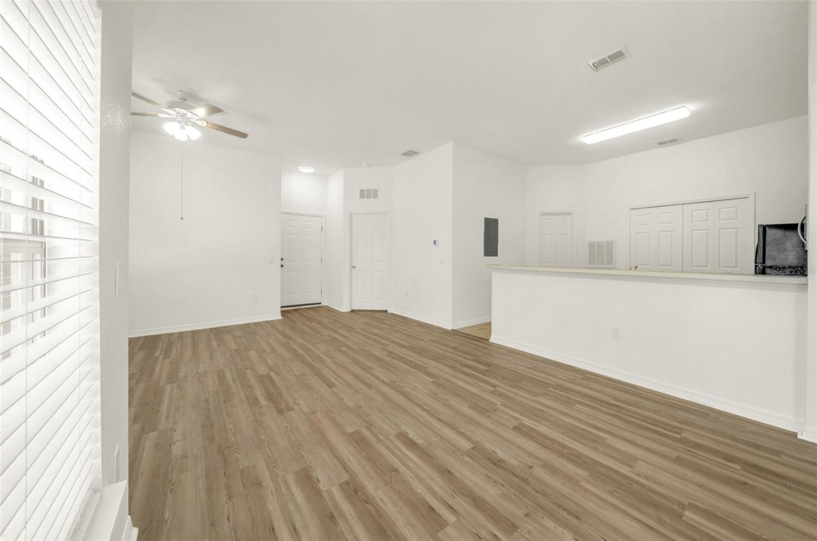 OAK RIDGE CONDO - Residential