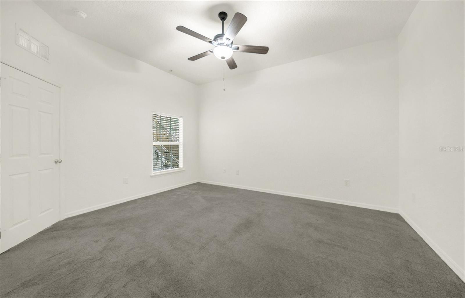 OAK RIDGE CONDO - Residential