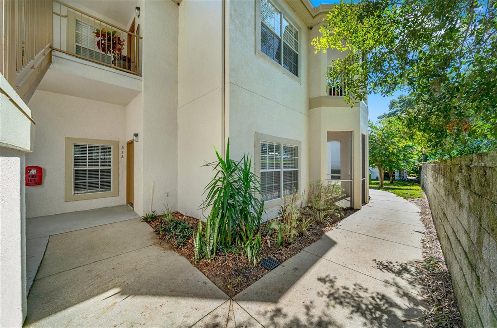 OAK RIDGE CONDO - Residential