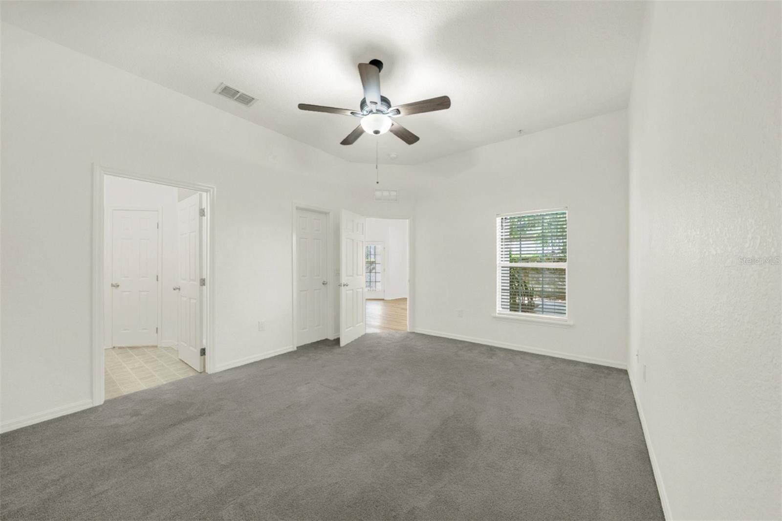 OAK RIDGE CONDO - Residential