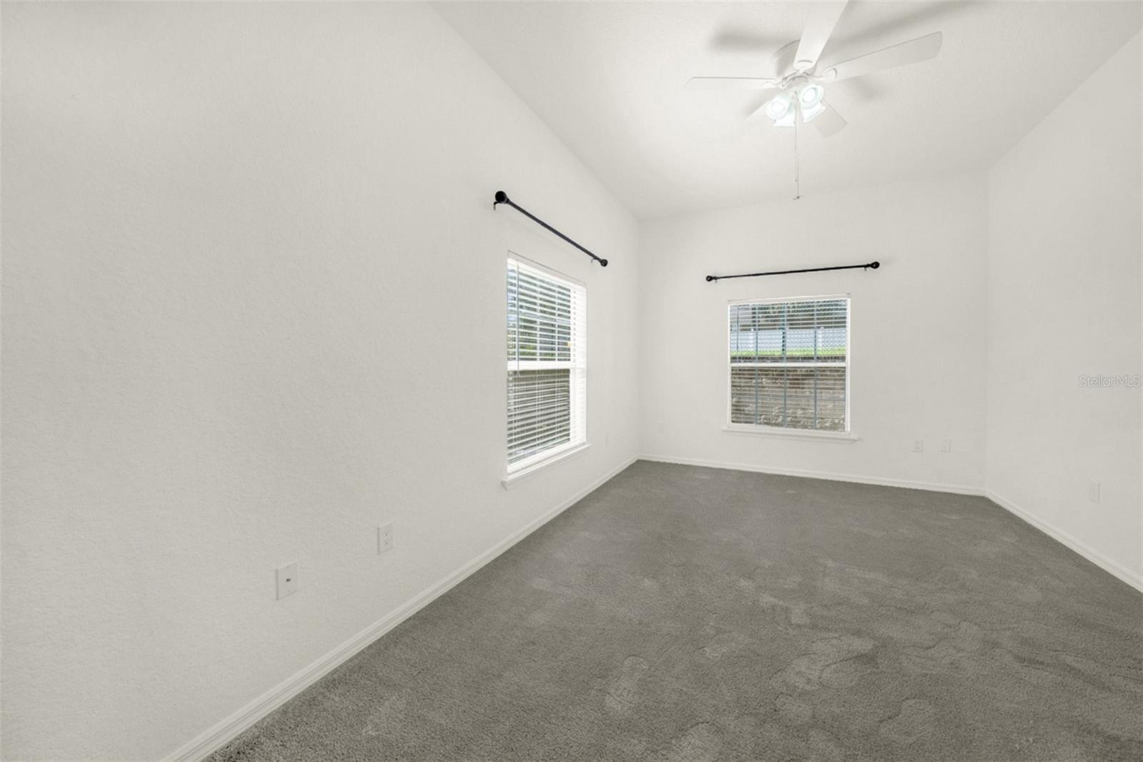 OAK RIDGE CONDO - Residential