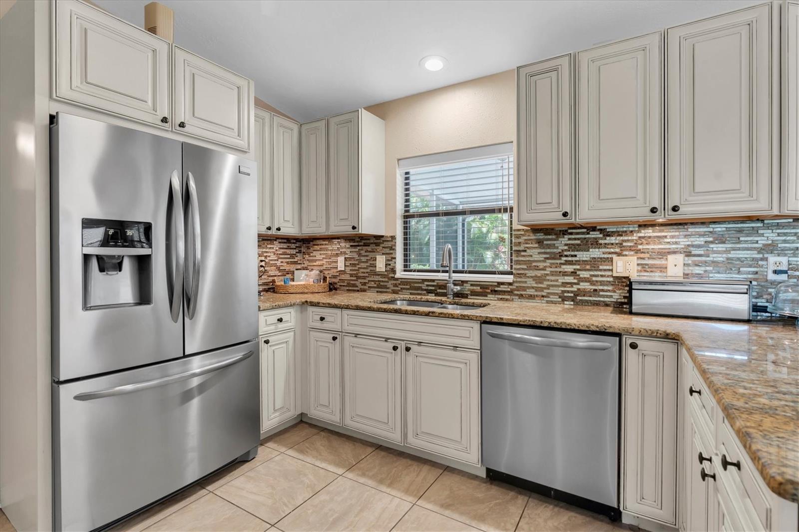 PASADENA ESTATES SEC F - Residential