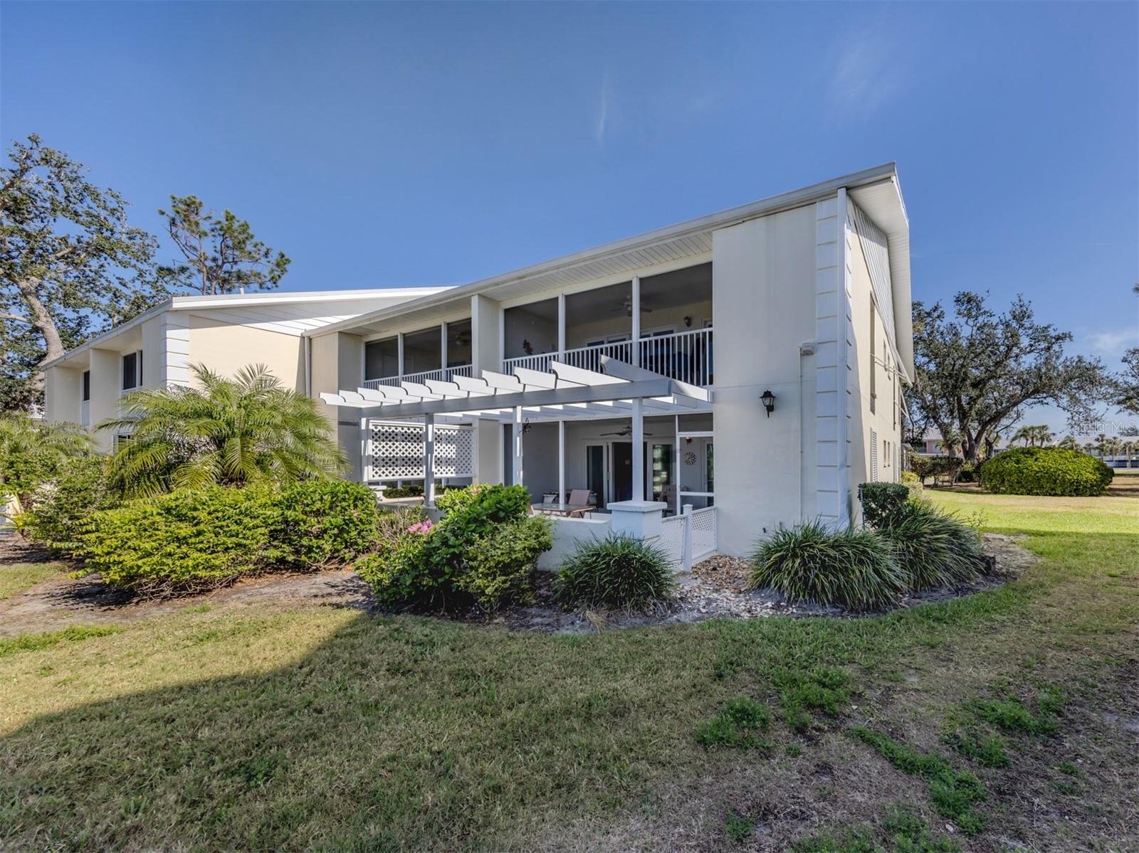 FARMINGTON VISTAS - Residential
