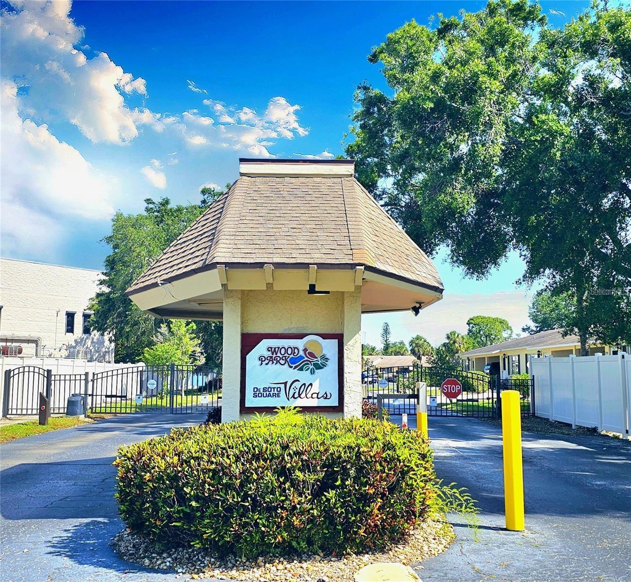 DESOTO SQUARE VILLAS PH I - Residential