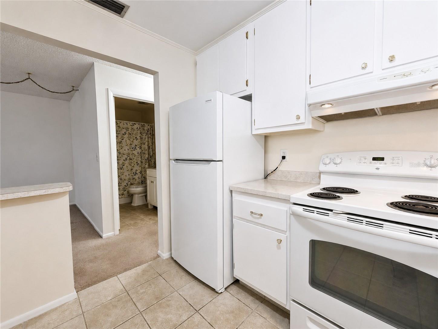 DESOTO SQUARE VILLAS PH I - Residential