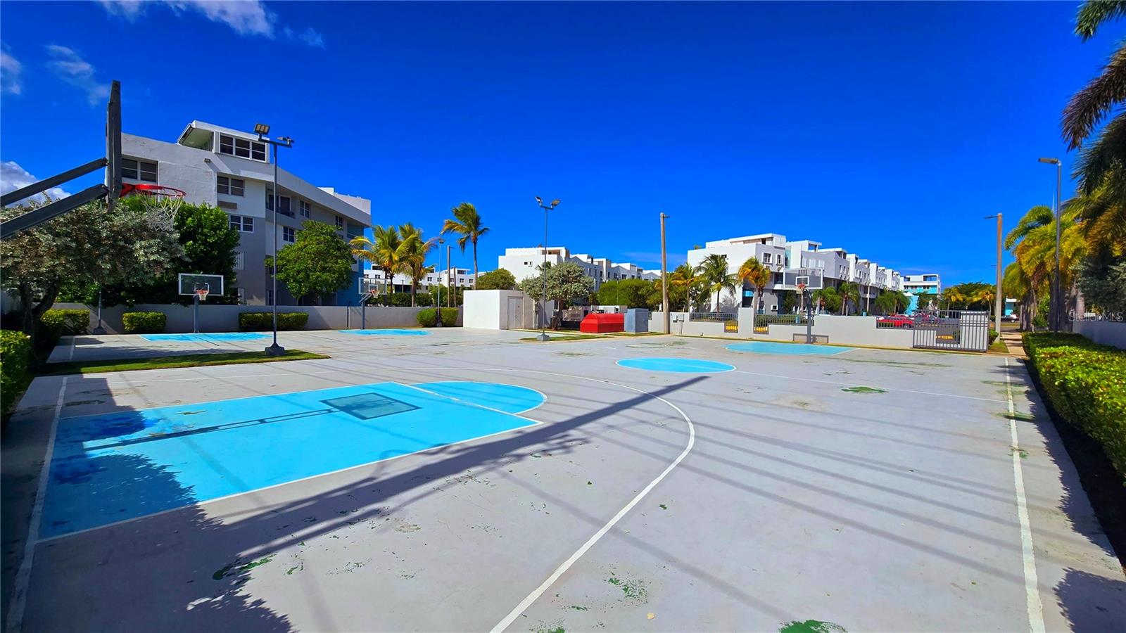 COND. CHALETS DE LA PLAYA - Residential