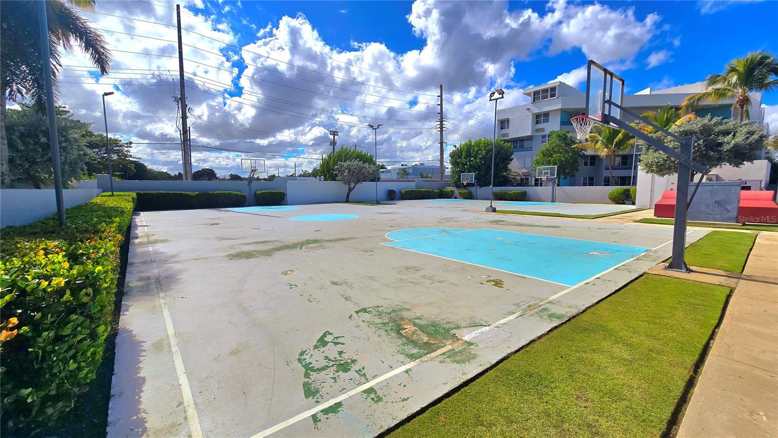 COND. CHALETS DE LA PLAYA - Residential