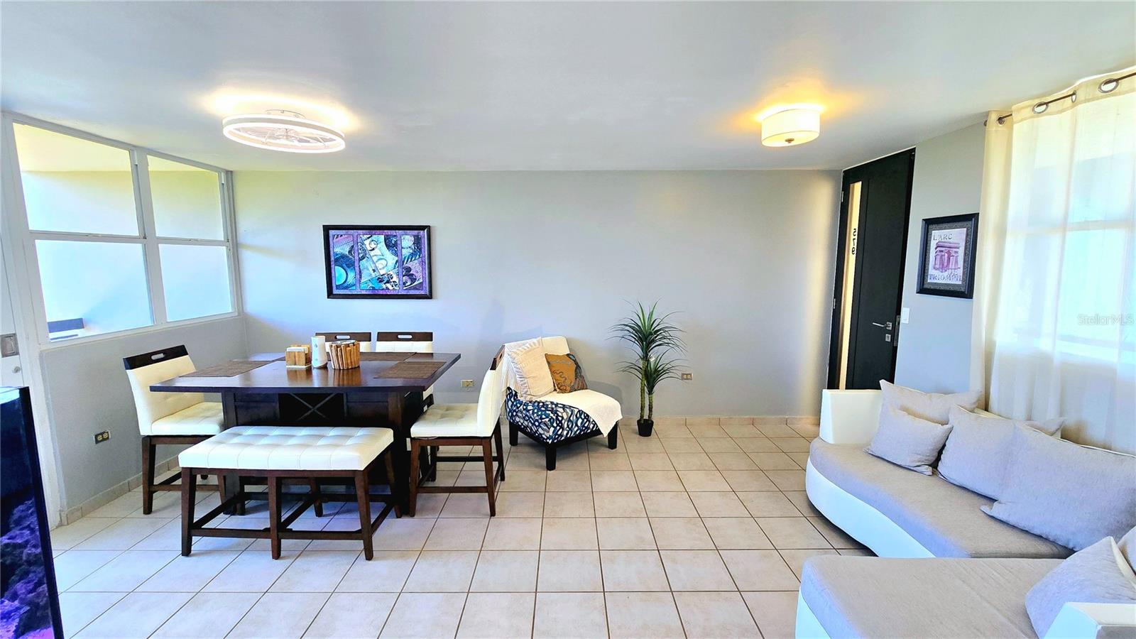 COND. CHALETS DE LA PLAYA - Residential