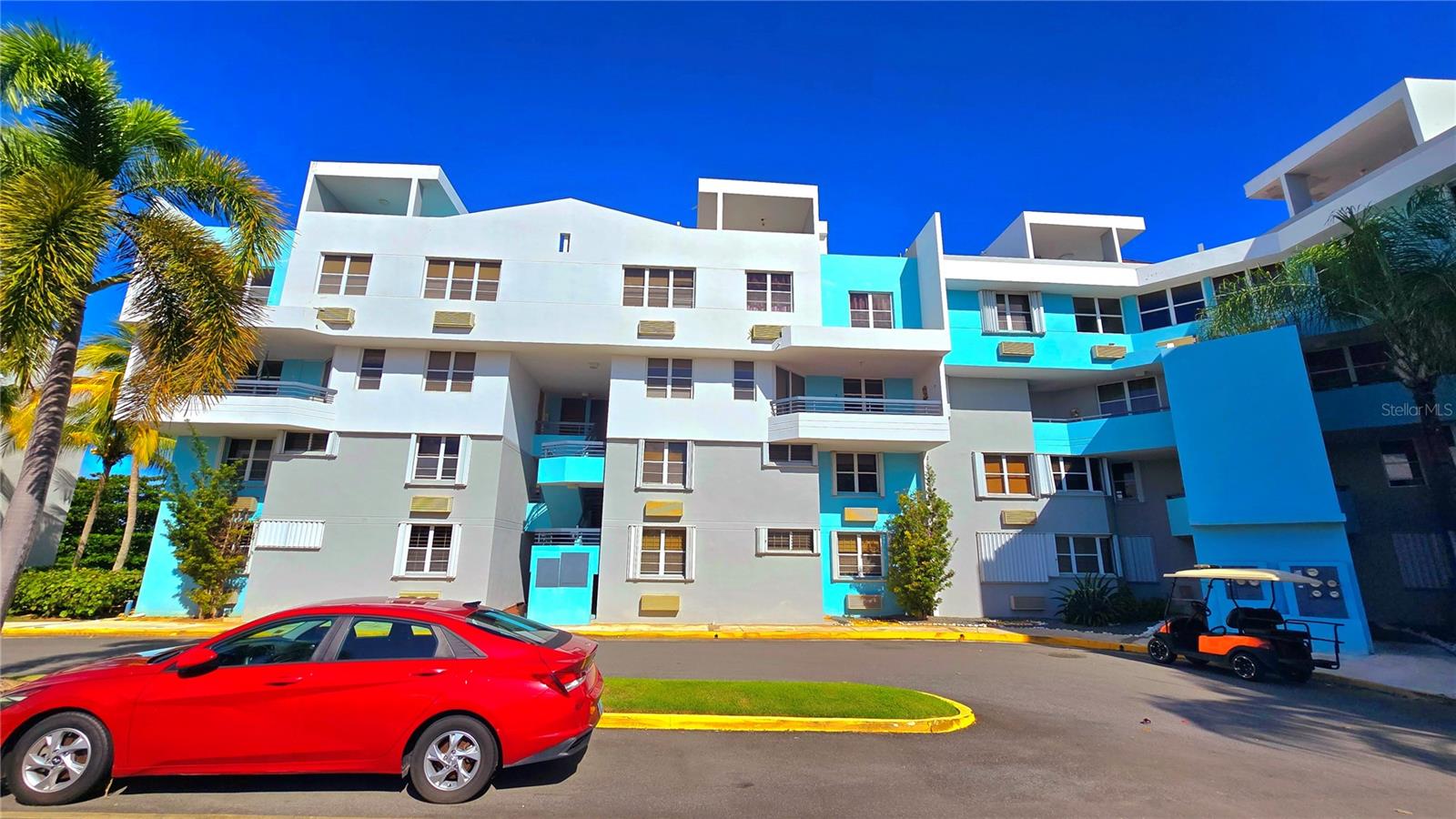 COND. CHALETS DE LA PLAYA - Residential